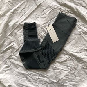 ALO Yoga high waisted moto legging